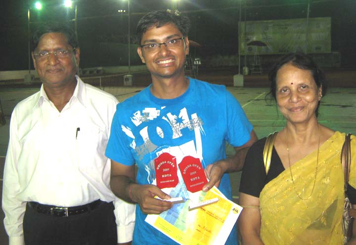 Satirtha Patnaik with his parents at the KDTA Open Tennis Tournament in Bhubaneswar in November, 2009.