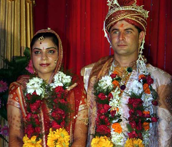 Saurabh Sehgal and his wife Disha Anand at their marriage ceremony in Bhubaneswar on Sept 20, 2010.