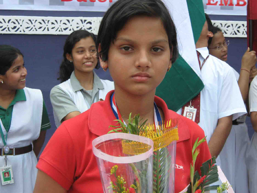 World Youth Chess medallist Sunyasakta Satpathy is felicitated by DAV School, Chandrasekharpur in Bhubaneswar on Nov 1, 2008.