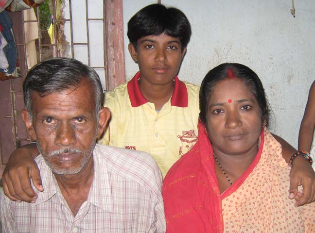 Orissa woman cricketers <b>Priyanka Priyadarshini Sahoo </b> at home with her parents in Bhubaneswar on <b>May 16, 2009.