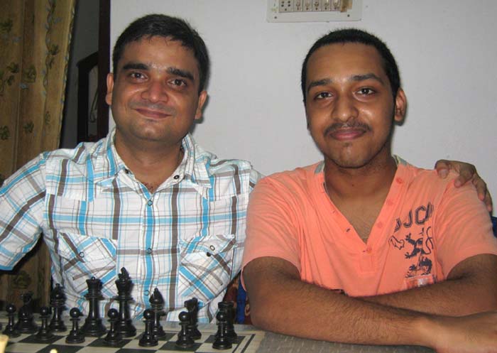 Swayangsu Satyapragyan (left) and Anwesh Upadhyaya enjoy a cheerful moment in Bhubaneswar on <b>September 11, 2009.