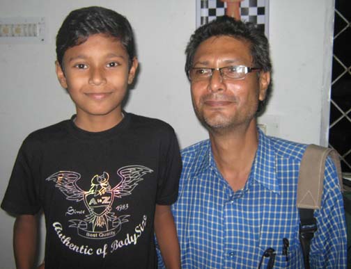 Orissa chess players <b>Baivab  Mishra</b> with his father Sriprakash Mishra in Bhubaneswar on <b>Sept 28, 2009.