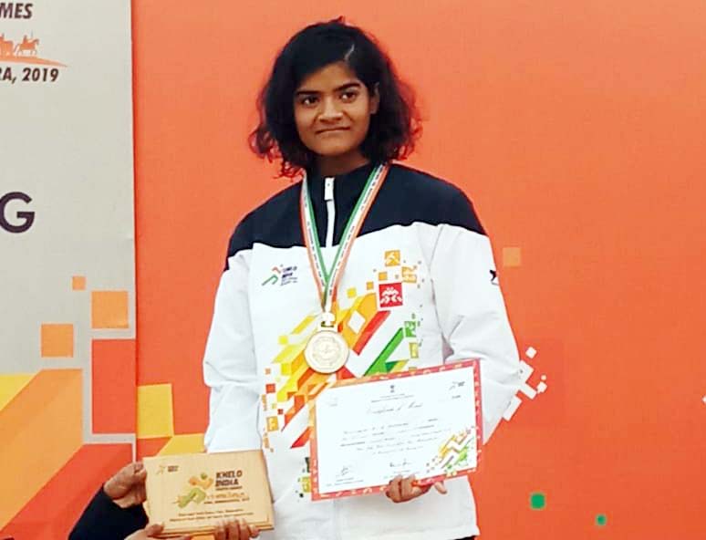 Odisha swimmer Pratyasa Ray with her Khelo India Youth Games medal in Pune, January 2019.
