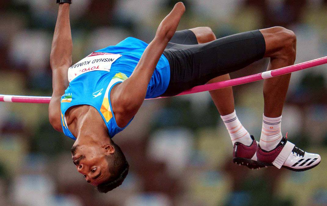 Indian para high-jumper Nishad Kumar in action at the Tokyo Paralympics on 29 August 2021.