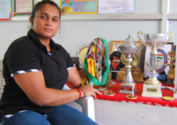 Ranu Mohanty displays her laurels at a media conference in Bhubaneswar on October 14, 2008.