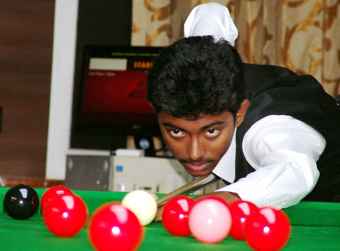 Odisha cueists Asutosh Padhy in action at the 7th Sub-junior National Snooker Championship in Chennai on 20 July 2011.