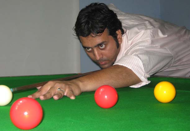 Jeet Kishore Das in action at the All-Orissa Open Snooker Tournament in Bhubaneswar on April 21, 2009.