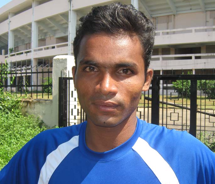 Tennis coach <b>Jayesh Mangela</b> in Bhubaneswar on <b>Oct 12, 2009.